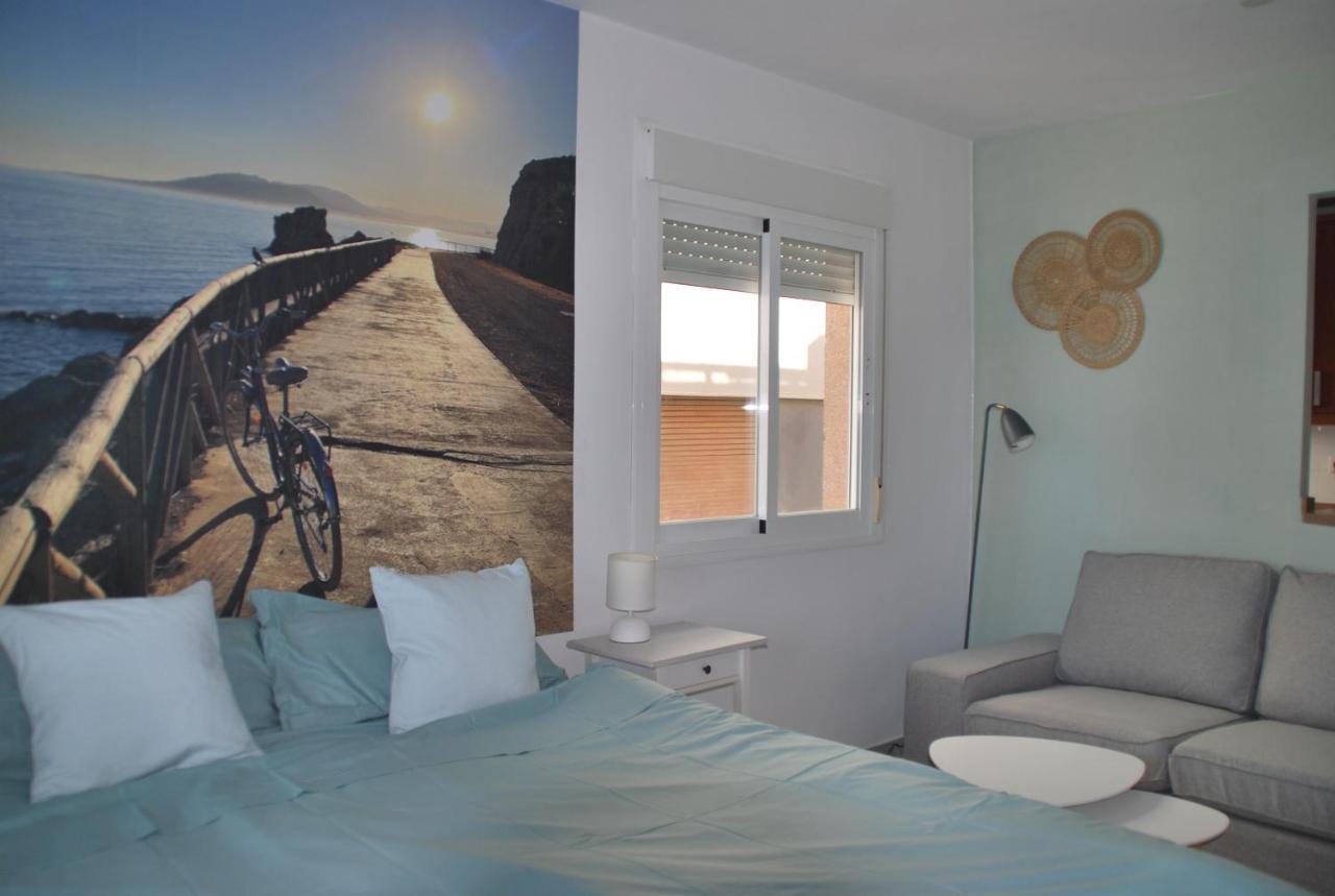 Studio 2 Sea Front Rincon de la Victoria Exterior photo