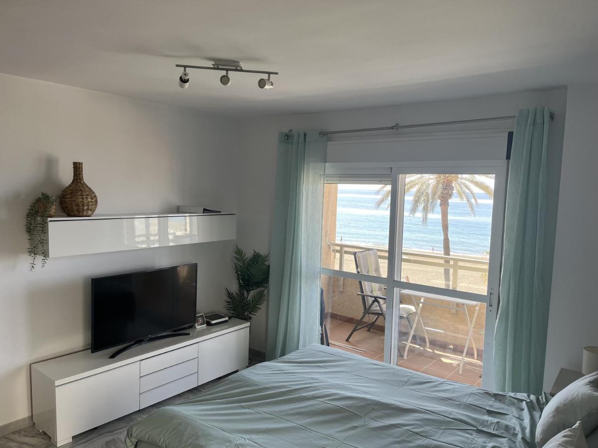 Studio 2 Sea Front Rincon de la Victoria Exterior photo