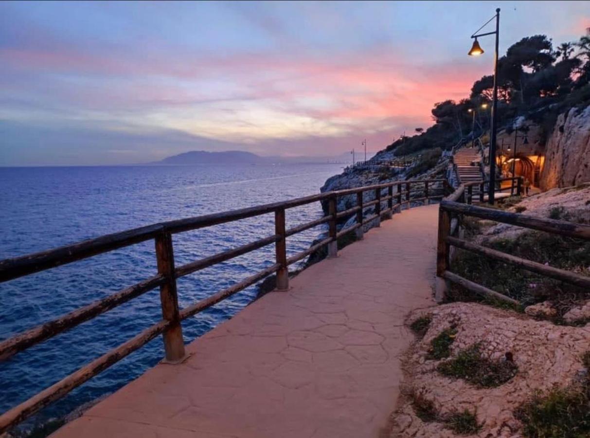 Studio 2 Sea Front Rincon de la Victoria Exterior photo